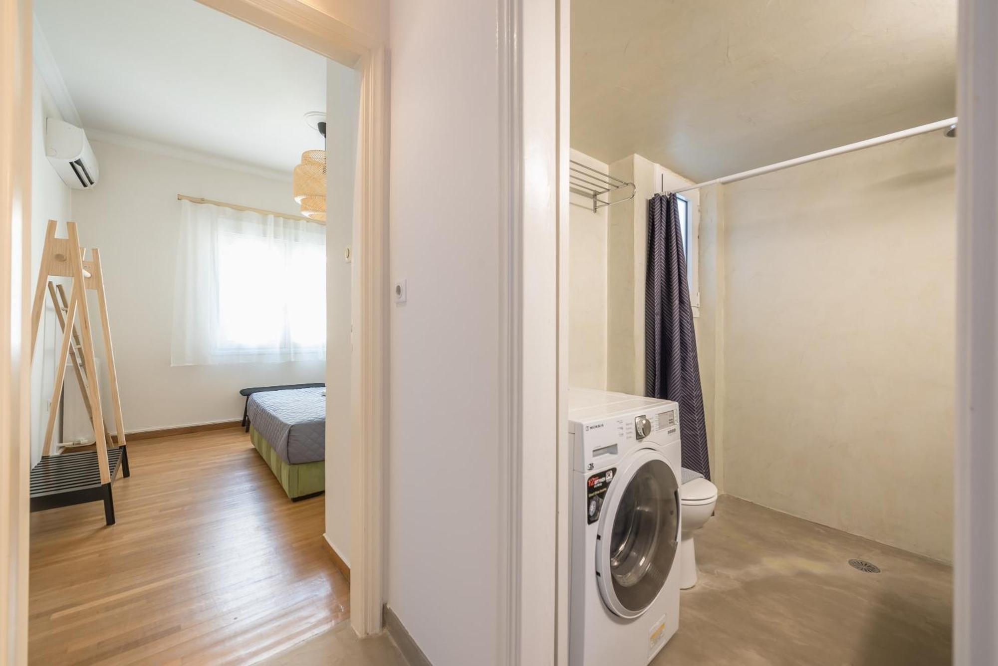 Stylish 2 Bd Urban Retreat Near Panormou Metro Apartment Атина Екстериор снимка